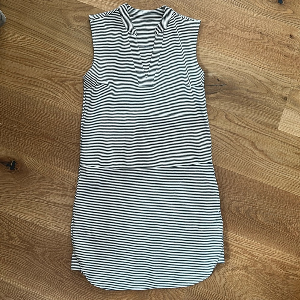 Carve Designs V-neck stripe dress XS